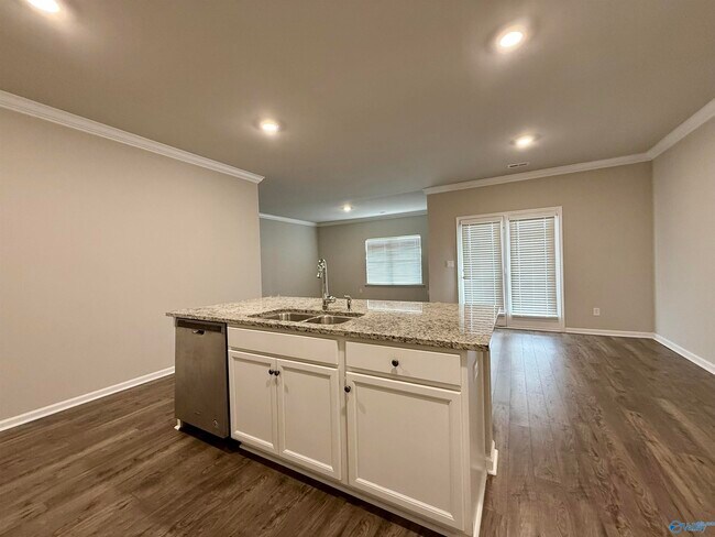 Foto del edificio - 116 River Haven Dr