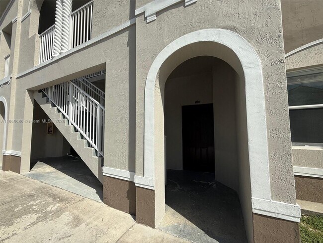 Building Photo - 1663 SE 27th Dr