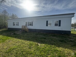 Building Photo - 28438 W Springside Dr