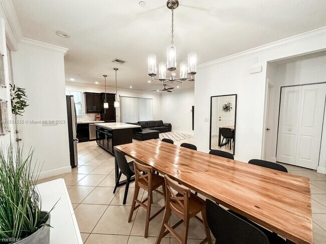 Foto del edificio - 4 br, 2.5 bath House - 2983 ST John