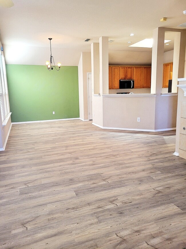 Building Photo - 4501 Aspen Glen Rd