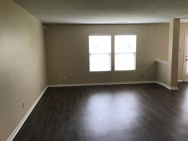 Building Photo - 10709 Gathering Drive