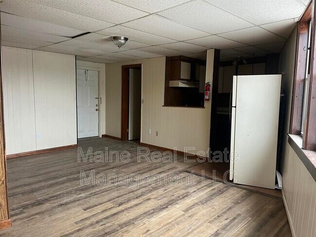 Foto del edificio - 569 Hammond St