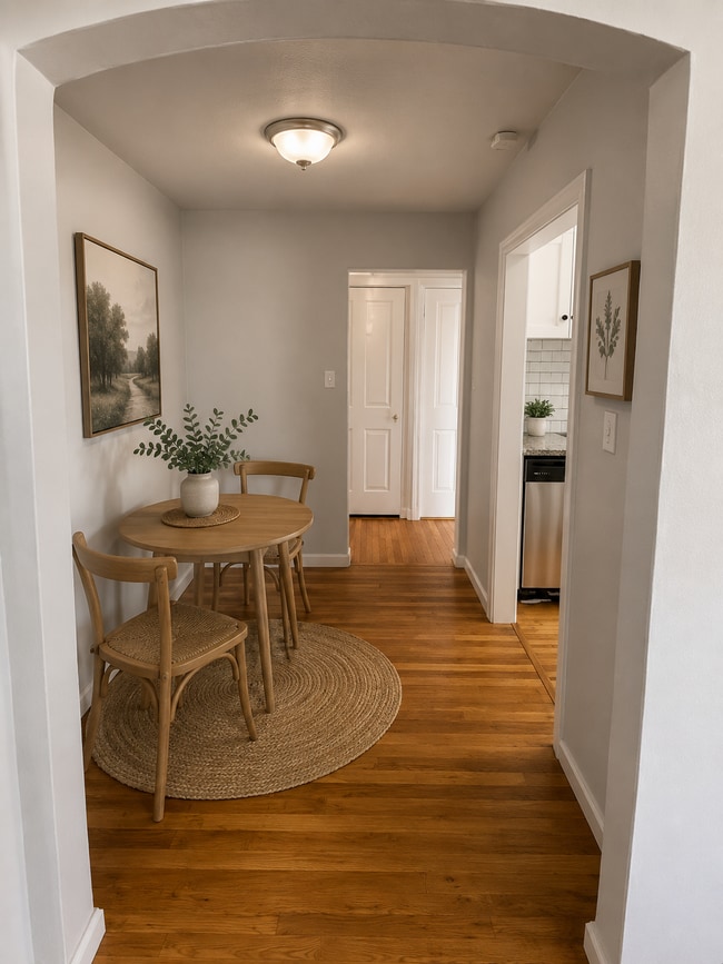 Connecting the living room & kitchen, this cozy nook can be a dining area or home office. - 946 W Magnolia Ave