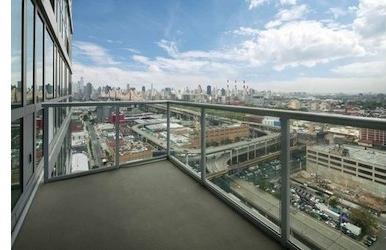 Foto del edificio - 4310 Crescent St