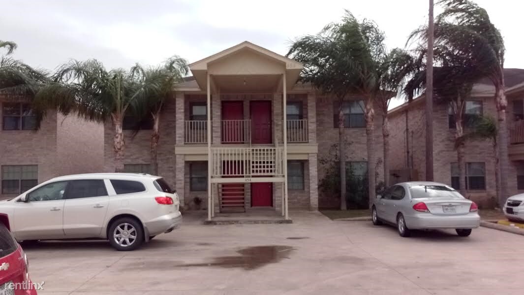 2 br, 1 bath - 448 Gilson Rd #2 - 2 br, 1 bath  - 448 Gilson Rd #2