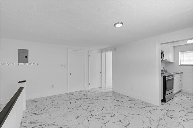 Foto del edificio - 56 NW 62nd St