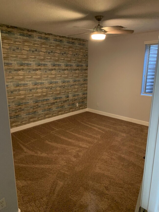 Foto del edificio - 11331 E Fairbrook St