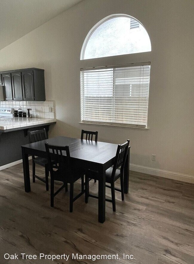 Foto del edificio - 4 br, 2 bath House - 4357 W. Harvard Avenue