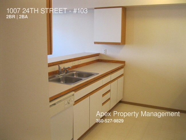 Building Photo - 1007 24TH St
