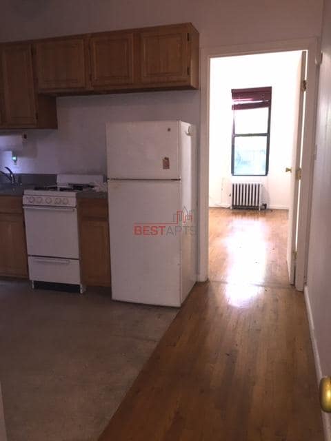 Foto del edificio - 226 E 6th St