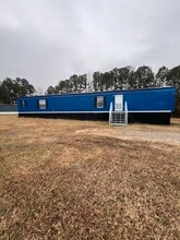 Building Photo - 691 Julia St