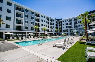 Building Photo - 4480 Meadows Ln