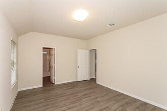 Building Photo - 5571 Amelia Plantation Dr