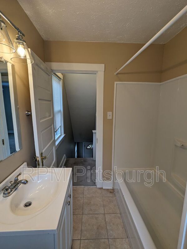 344 Clarence St, Pittsburgh, PA 15211 House Rental in Pittsburgh, PA