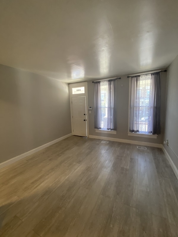 Photo - 424 Ilchester Ave Apartment