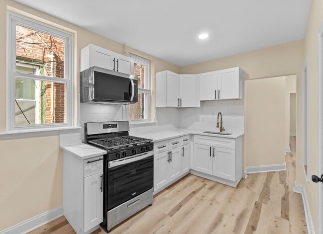 Building Photo - 3744 N Carlisle St