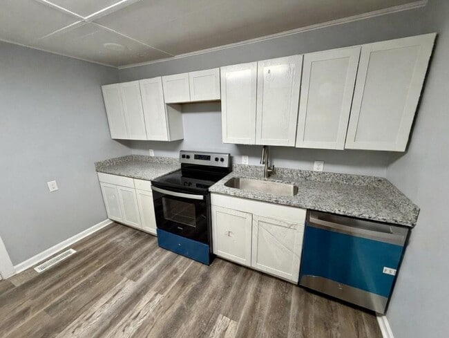 Foto del edificio - 1223 Dixie Pl