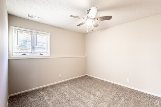 2b,1b - Second Bedroom - Renovated - Heritage Ridge Apartments