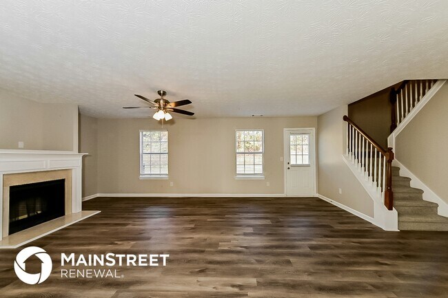 Foto del edificio - 7507 Garnet Dr