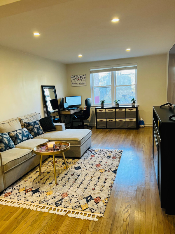 Primary Photo - 130 Ravine Ave