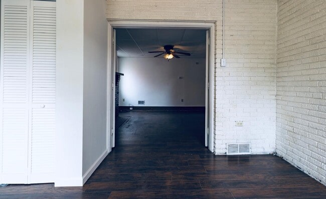 Building Photo - 1232 Church Ave