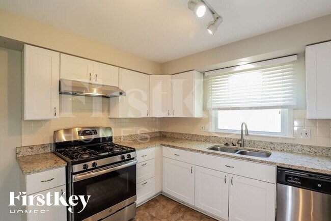 Foto del edificio - 8408 W 89th St