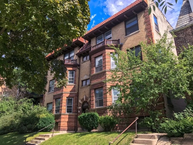 Building Photo - Stowell Avenue Apartments