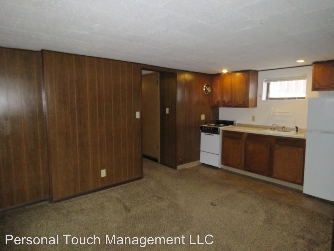 Primary Photo - 1013 10th Ave N