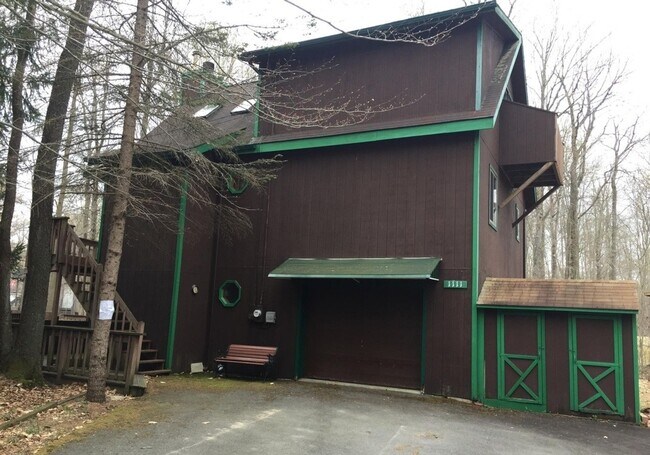 Foto del edificio - Charming 3BR House in Pocono Lake