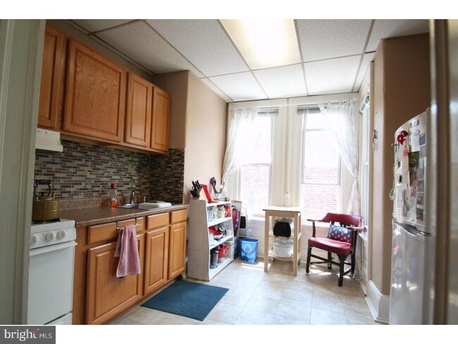 Building Photo - 2642 Brown St