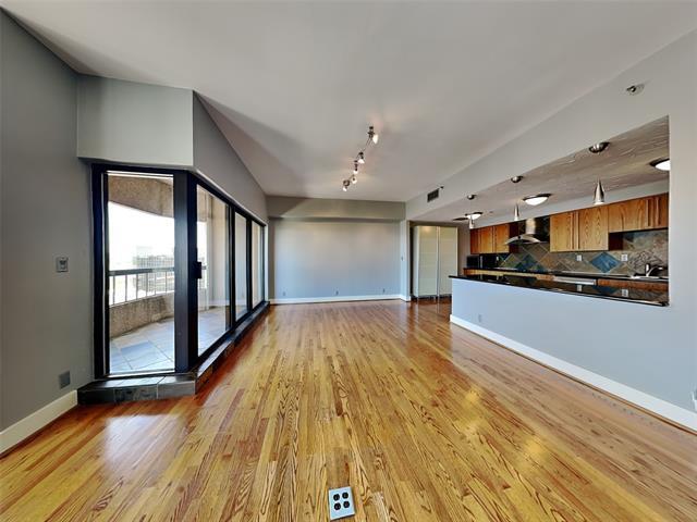 Foto del edificio - 3030 McKinney Ave