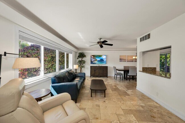 Foto del edificio - 1771 NE 35th St