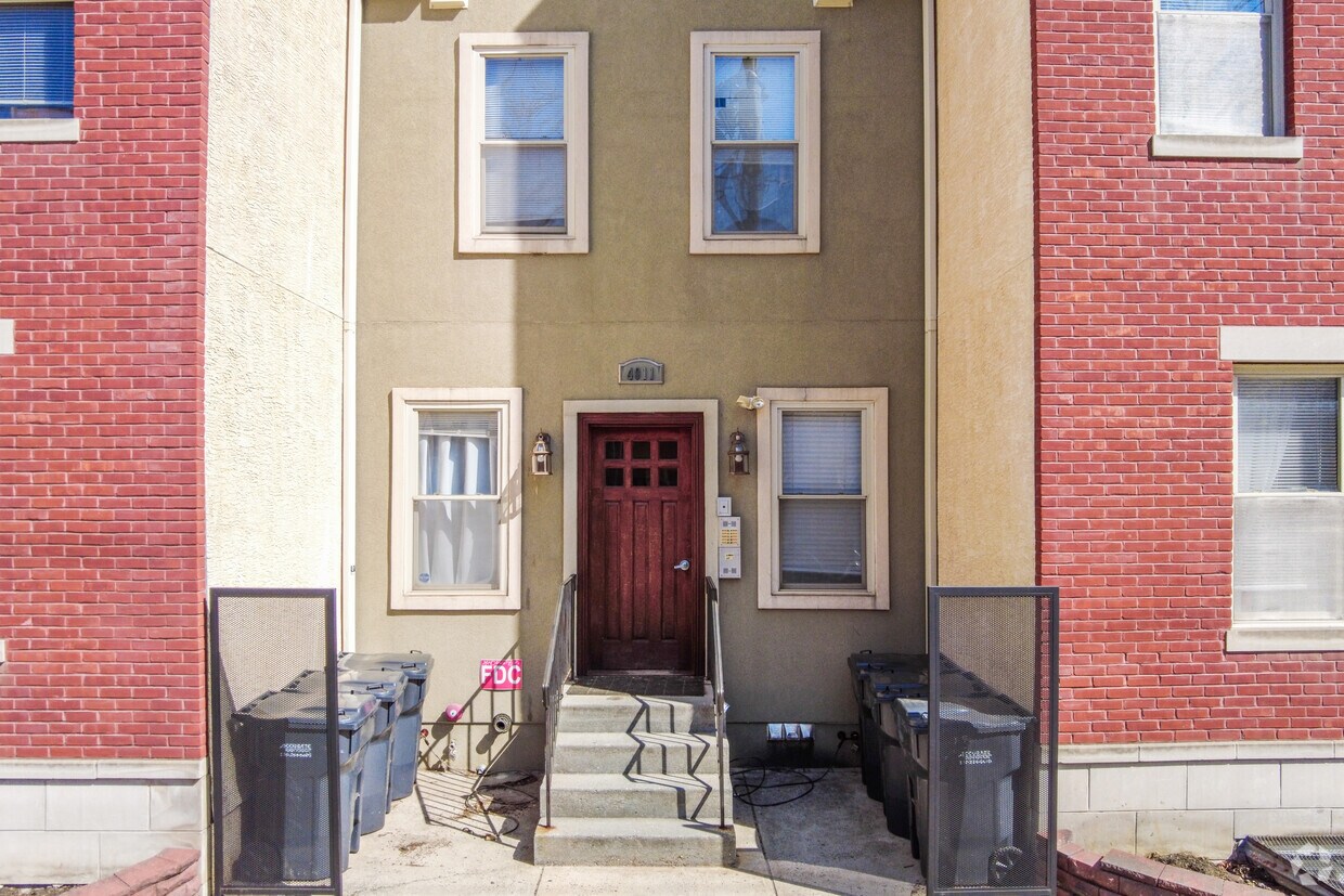 Building Photo - 4011 Baring St