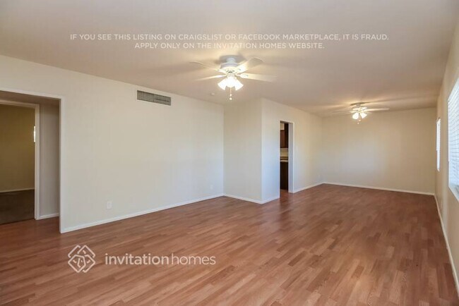 Foto del edificio - 2401 W Shady Glen Ave