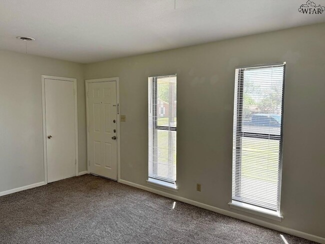 Foto del edificio - 4610 N Eden Hills Cir