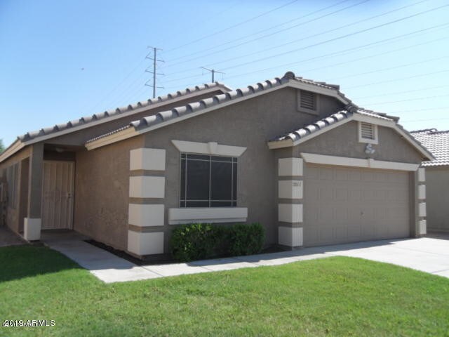 Building Photo - 2011 E Catclaw St