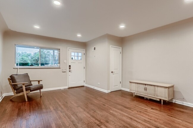 Photo - 1790 Syracuse St House