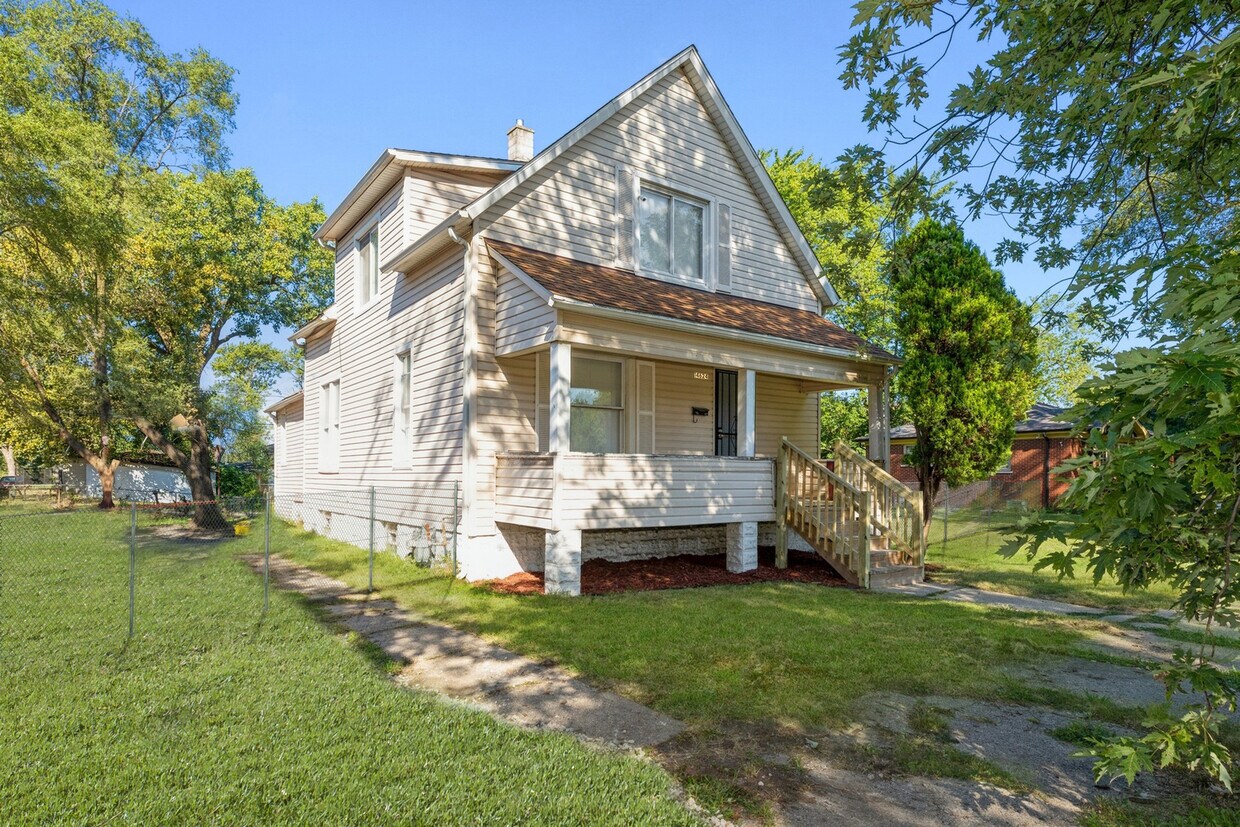 Primary Photo - 14624 Harvey Ave