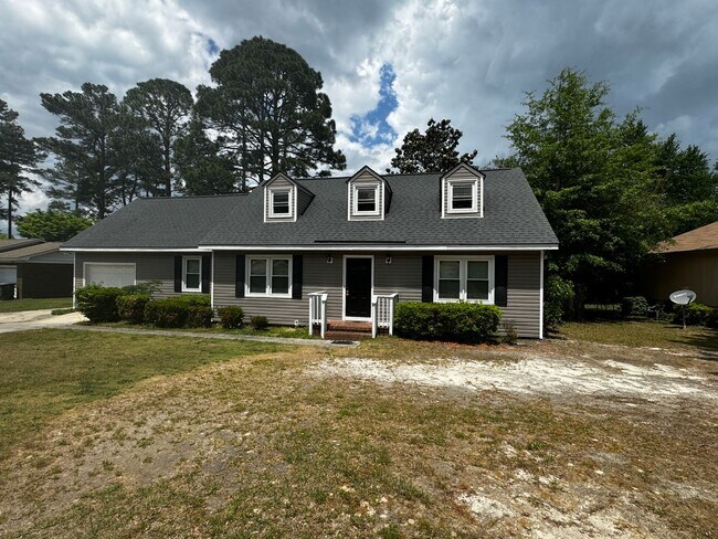 Foto del edificio - 4 Bedroom 2.5 Bath Home