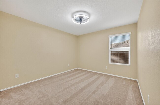 Building Photo - 3328 Turkey Trot Ln