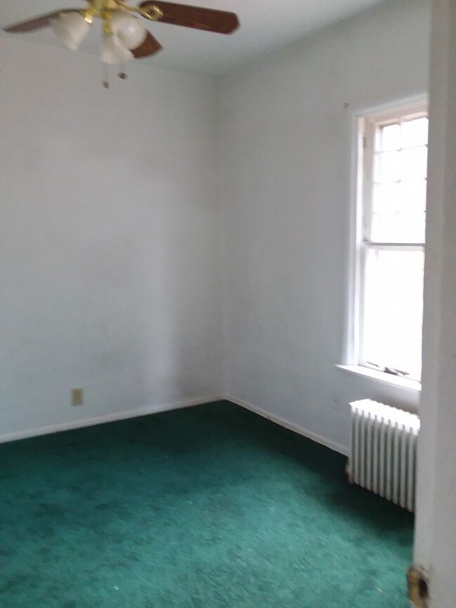 Foto del edificio - 209 Giffin Ave