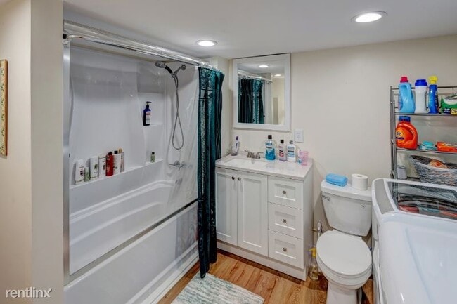 Building Photo - 3112 Crestview Cir NW