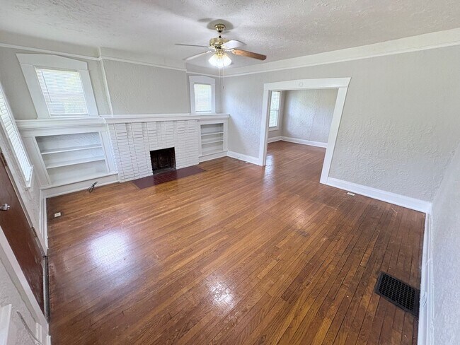 Foto del edificio - Charming 3BR House in Birmingham