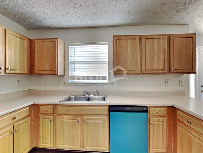 Foto del edificio - 750 Compton Ln