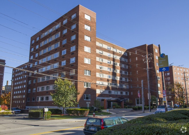 Primary Photo - Park Plaza