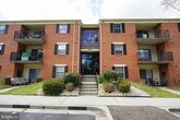 Foto principal - 804 College Ln