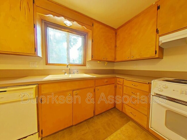 Foto del edificio - 560 NW 19th