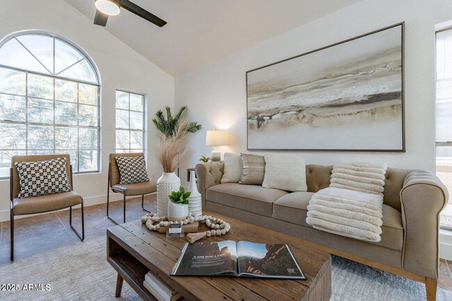 Foto del edificio - 5248 N 102nd Ave