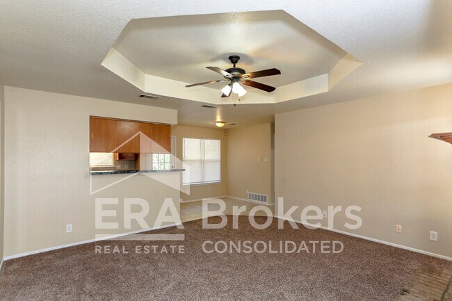 Building Photo - 4903 Ridgehaven Dr
